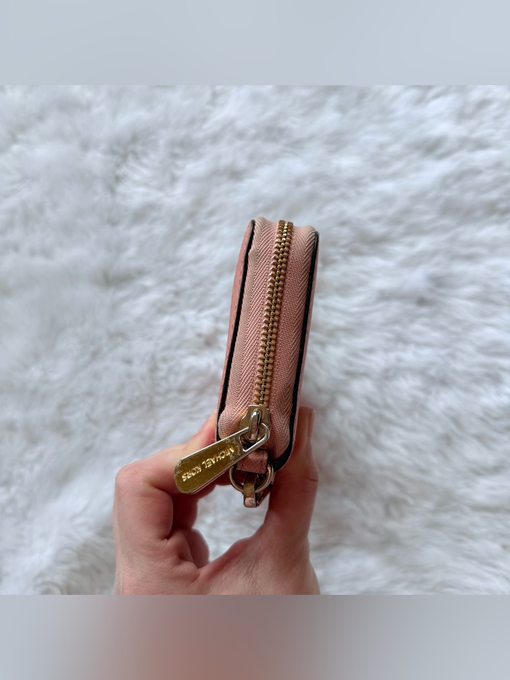 Michael Kors Jet Set Travel Continental peach saffiano leather wallet - Picture 2 of 8